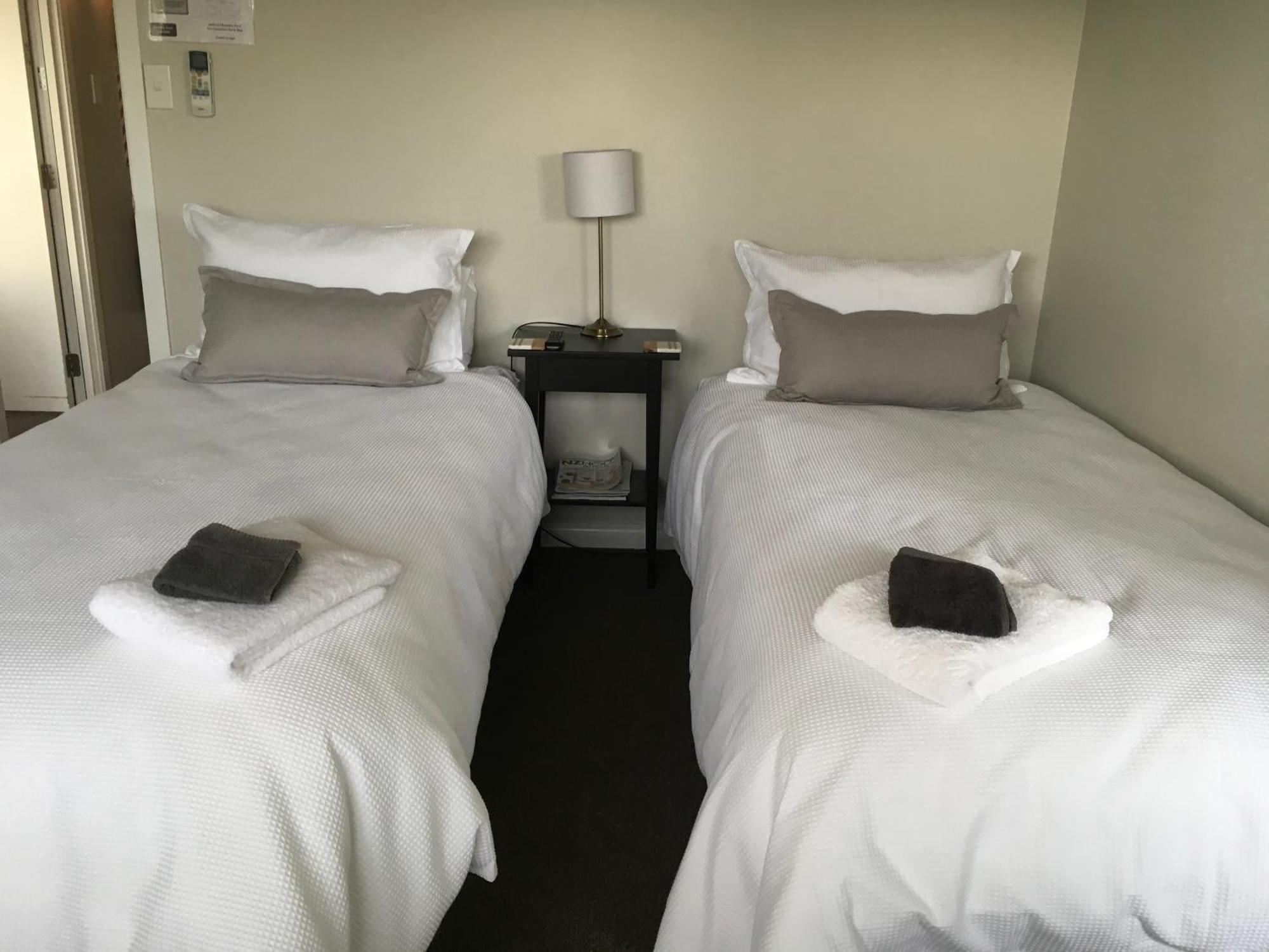 Lands End Hotel Bluff Bagian luar foto