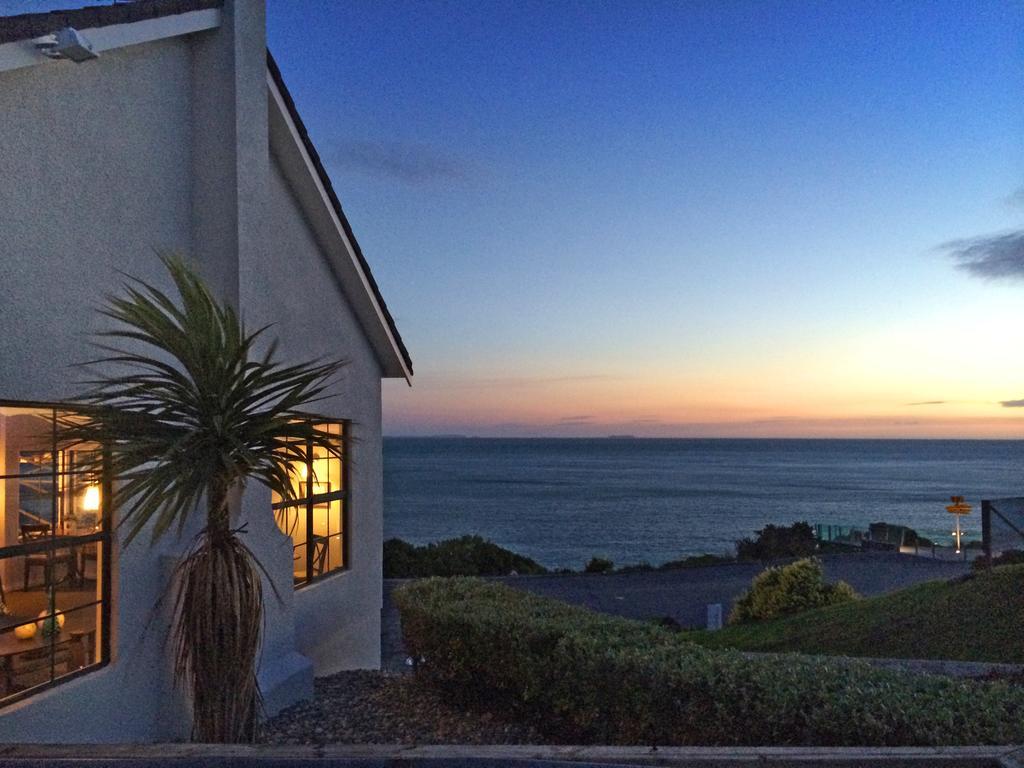 Lands End Hotel Bluff Bagian luar foto